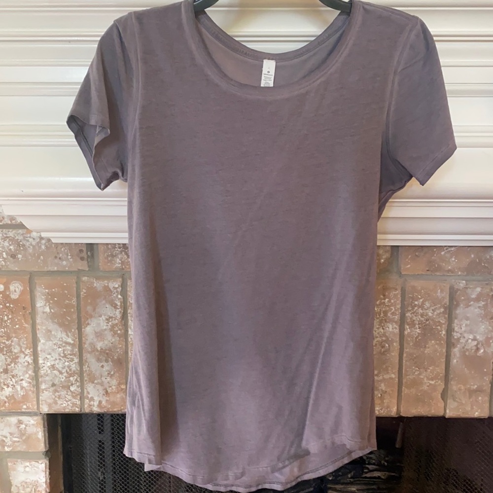 Lululemon love tee faded charcoal color size 4